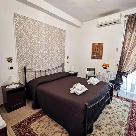 Divina Bed & Breakfast 4*