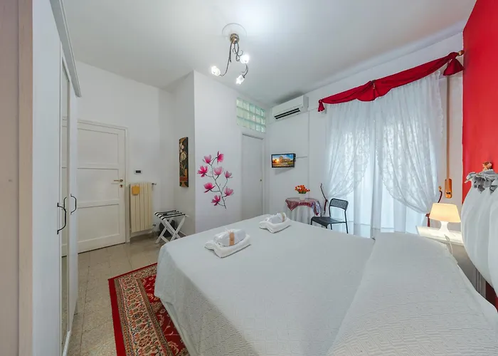 Divina 4* Roma
