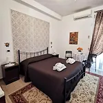Divina Bed & Breakfast 4*