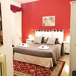Divina Bed & Breakfast 4*